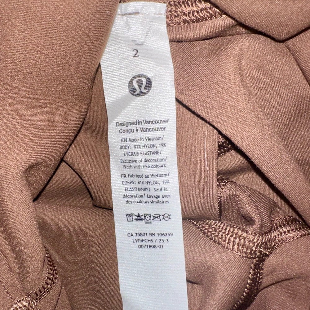 Lululemon High Rise Mini-Flared Pants *Extra Short (Java) Size 2 - Picture 4 of 5